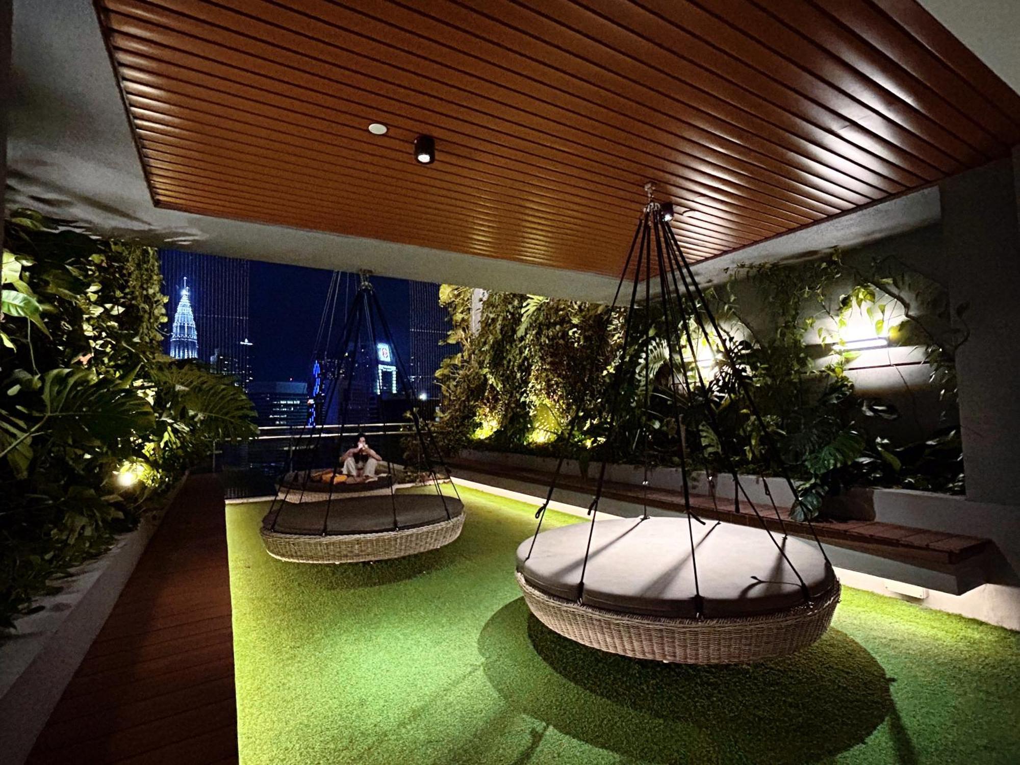 Ceylonz By Manhattan Group